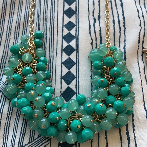 Statement necklaces bundle #2 - Picture 2 of 3